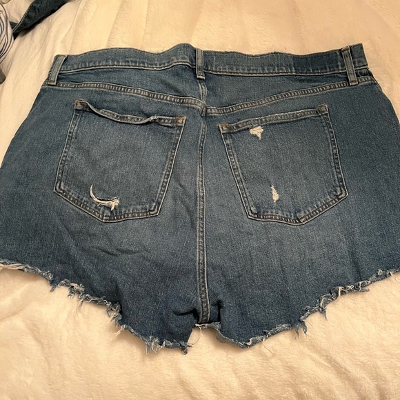 Abercrombie & Fitch Curve Love The Mom Short High Rise - Picture 3 of 3